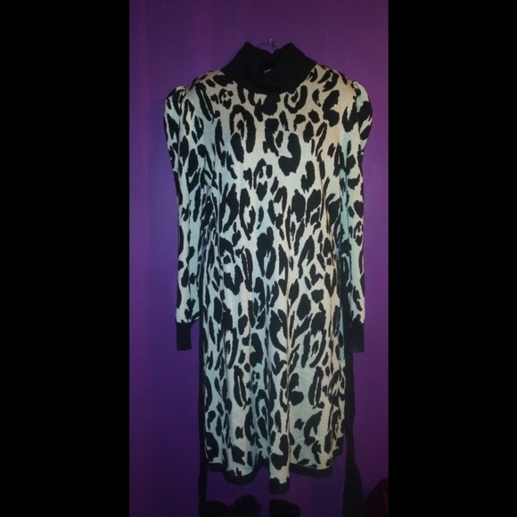 Who What Wear Leopard Sweater Dress - Picture 7 of 14
